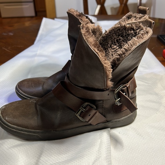 Blowfish Malibu Faux Fur Vegan Leather Boots Womens sz 8.5 Fold Down High Tops - Picture 2 of 8